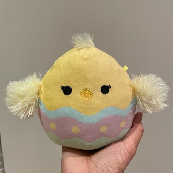 Easter Aimee the Chick Squishmallow - Picture 1 of 1